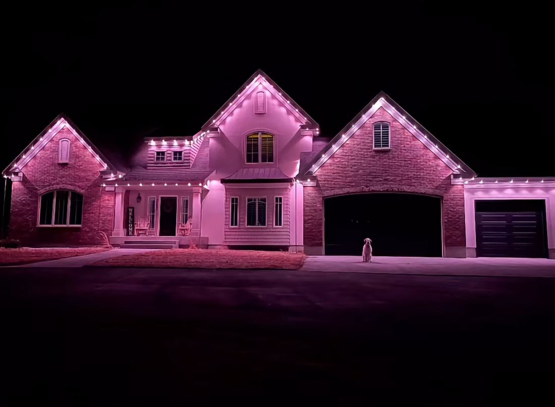 Permanent LED roofline lighting on a home, the kind of install Vantage Lighting Systems does in Seminole, FL Permanent LED roofline lighting on a home, the kind of install Vantage Lighting Systems does in Seminole, FL